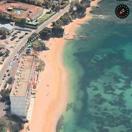 Pieds Dans L'eau * Ajaccio (Corsica)