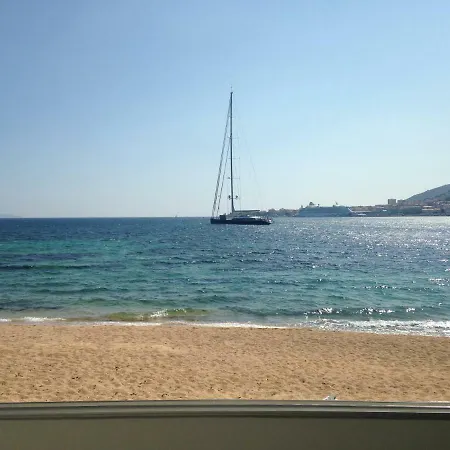 Pieds Dans L'eau * Ajaccio (Corsica)
