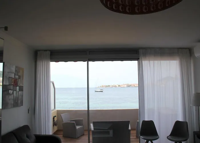 Appartamento Pieds Dans L'eau *