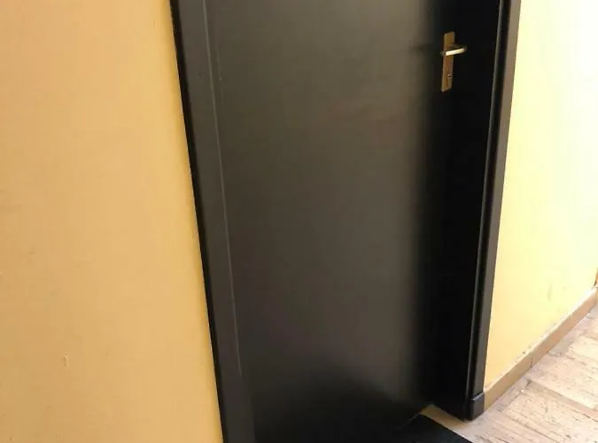 Pieds Dans L'eau Ajaccio (Corsica)